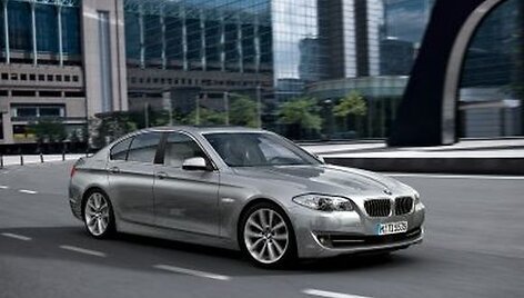 BMW 5 serijos sedanas