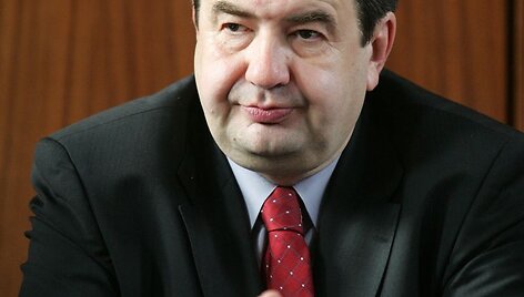 V.Ali&scaron;auskas