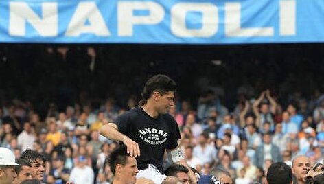 Napolio sirgaliai reikalauja bausti Maradoną.