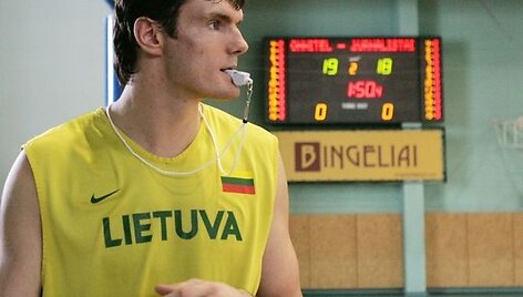 Darju&scaron;as Lavrinovičius
