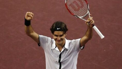 Rogeris Federeris nebežais parodomųjų mačų