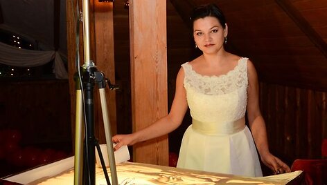  Smėlio menininkė Jurgita Minderytė 