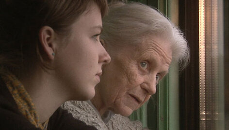 Filmas "THE WOMAN WITH THE 5 ELEPHANTS/Die Frau mit den 5 Elefanten" 