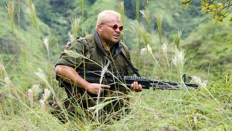 Filmas &bdquo;Griaustinis tropikuose&ldquo;