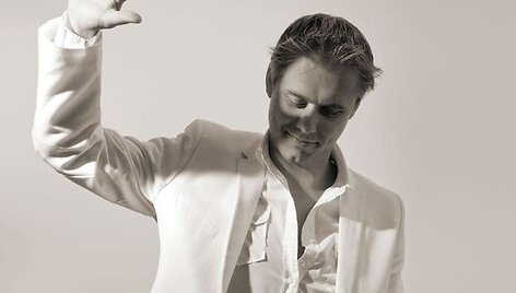 Didžėjus Armin Van Buuren 