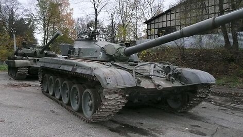 Tankas