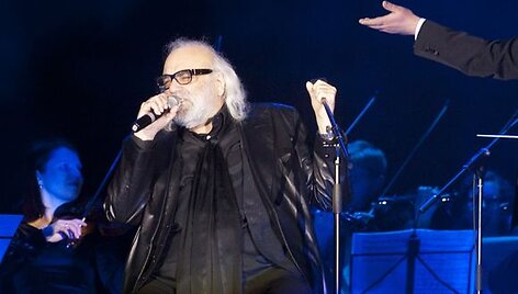 Estrados legendos Demis Roussos koncertas Vilniuje