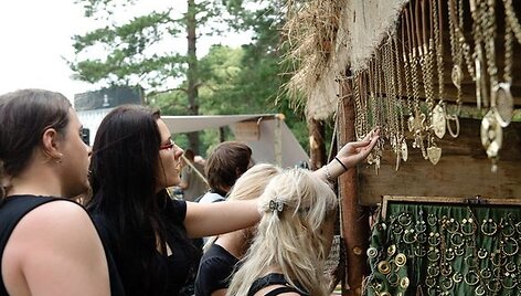 Festivalio &bdquo;Mėnuo Juodaragis&ldquo; amatų kiemas