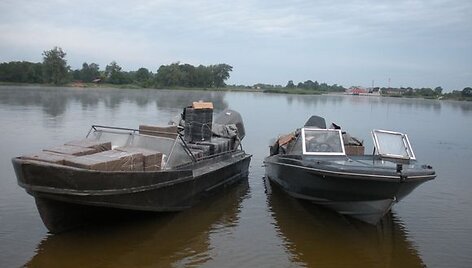 Kur&scaron;ių mariose sulaikyti kateriai su rusi&scaron;komis cigaretėmis
