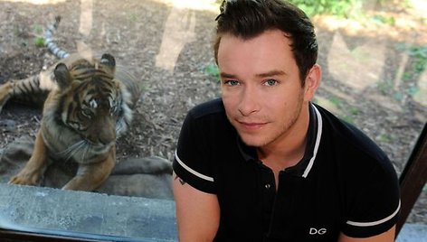 Stephenas Gately išreiškė savo susirūpinimą dėl nykstančių gyvūnų rūšių.