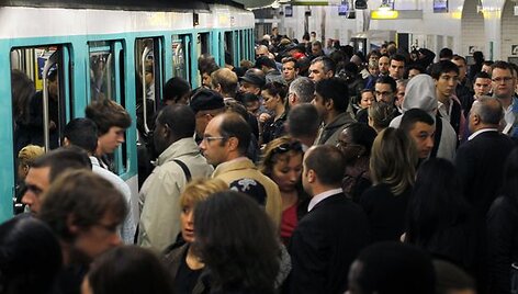 Sausakim&scaron;a metro stotis Paryžiuje