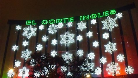 „El corte ingles“ šventiniai papuošimai Saragosoje (Ispanija)