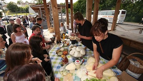 Mieste gaivinami ūkininkų turgeliai, kuriuose ekologiška produkcija bus prekiaujama iš automobilių. 