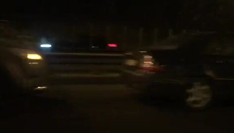 5c13d641b9a38video_5c13d63fe45f6