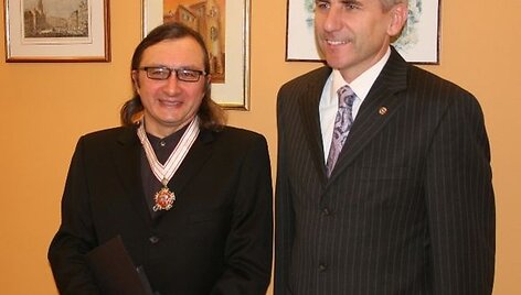 A.Matelis ir V.U&scaron;ackas