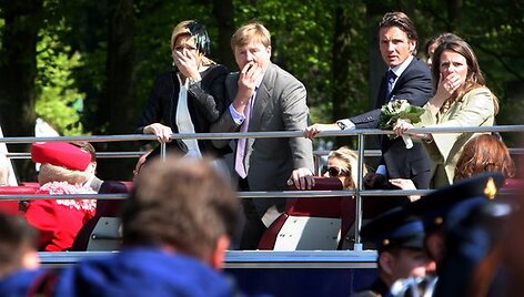 Princas Willemas Alexanderas ir princesė Maxima sukrėsti.
