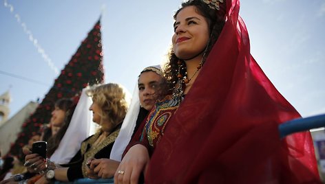 Tūkstančiai žmonių susirinko sutikti Kalėdas Betliejuje. 