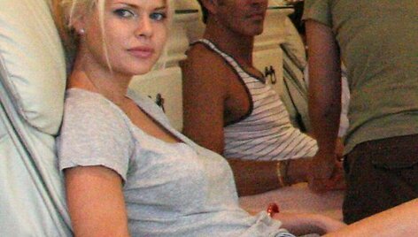 Sophie Monk 