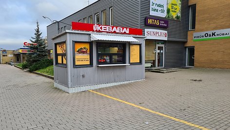 Alytuje parduodamas kebabų kioskas.