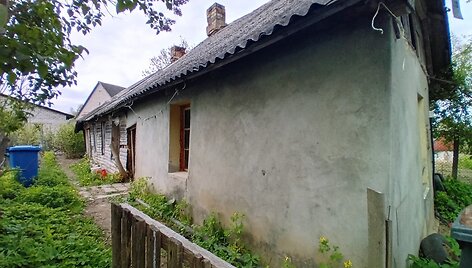 Parduodama namo dalis