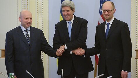 J.Kerry vizitas Kijeve