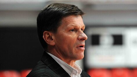 Vilniaus &bdquo;Lietuvos ryto&ldquo; ekipa su pasikeitusia sudėtimi tęsia Lietuvos krep&scaron;inio lygos (LKL) sezoną. &Scaron;į vakarą sostinės krep&scaron;ininkai namuose bando jėgas su Panevėžio &bdquo;Techaso&ldquo; klubu. 