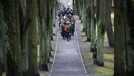 Vainikų padėjimo ceremonija