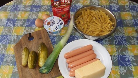 Reikalingi produktai patiekalui paruo&scaron;ti. 
