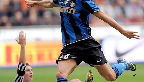 Pergalingą įvartį susitikime prie&scaron; &bdquo;Udinese&ldquo; ekipą &bdquo;Inter&ldquo; futbolininkai pelnė tik 93-iąją mačo minutę. 