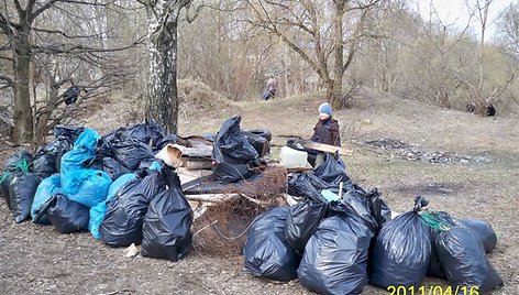 15min.lt skaitytojas dalijasi nuotraukomis iš „Darom“ akcijos Vilniuje, Linkmenų g. prie ežero.