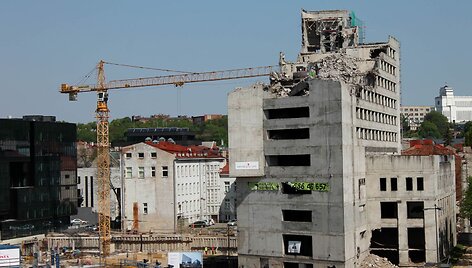 &bdquo;Respublikos&ldquo; vaiduoklio griovimo darbai &ndash; į pabaigą.