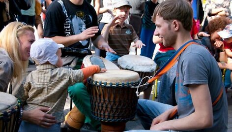 Vakarų Afrikos būgnų mokyklos mokytojas Gediminas Mačiulskis