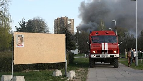 Ketvirtadienį 17.22 val. sostinės ugniagesiai gavo prane&scaron;imą apie gaisrą&nbsp;Savanorių prospekte. 