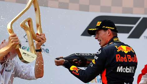 Maxas Verstappenas triumfavo &bdquo;Formulės 1&ldquo; Asutrijos GP