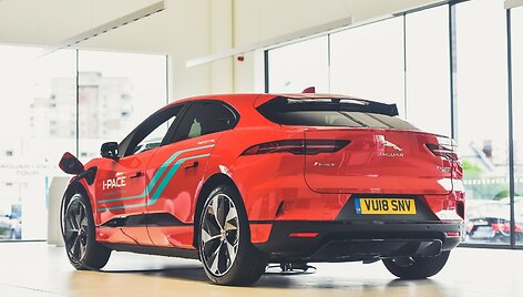 Elektromobilio &bdquo;Jaguar I-Pace&ldquo; pristatymas Vilniuje