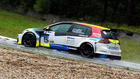 Baltijos čempionų „GSR Motorsport“ komandos sezoną vainikuos „Creventic 12H“ lenktynės