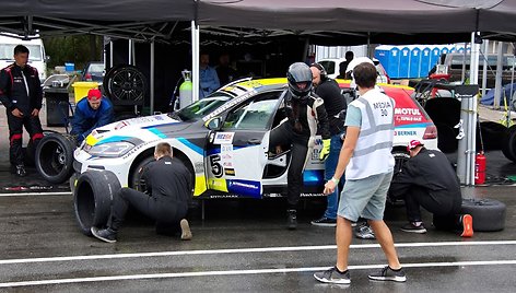 Baltijos čempionų „GSR Motorsport“ komandos sezoną vainikuos „Creventic 12H“ lenktynės