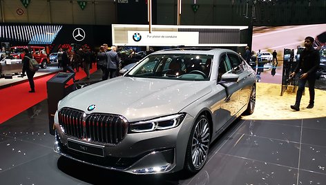 BMW 7 Ženevos automobilių parodoje