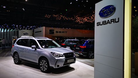 „Subaru Forester“ ir „e-BOXER“ variklio premjera Ženevos automobilių parodoje