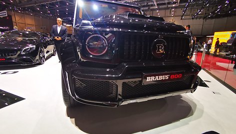 „Brabus“ stendas Ženevos automobilių parodoje