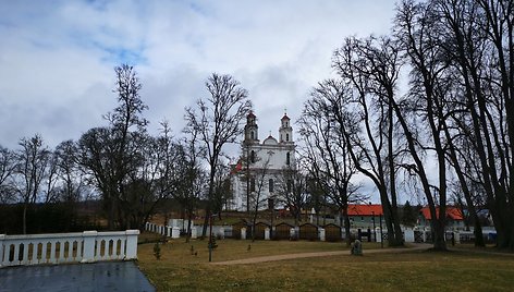 Kurtuvėnų dvaro sodyba šalia Šiaulių