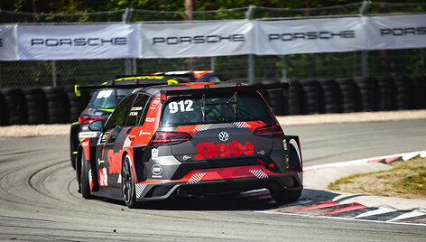 &bdquo;TCR Baltic&ldquo; čempionatas, Ramūnas Čapkauskas ir DHL racing