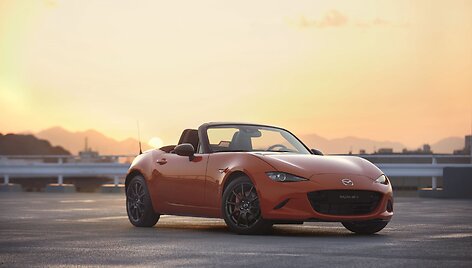 Rodsteris &bdquo;Mazda MX-5 RF&ldquo;