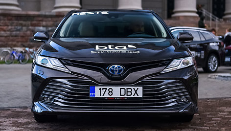 Toyota Camry, konkurso „Metų automobilis 2020“ dalyvė