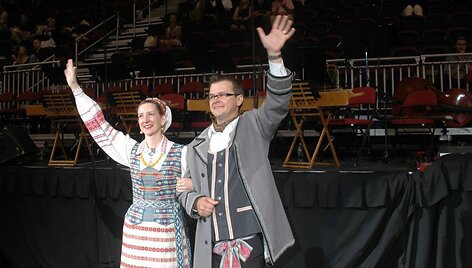 Tautinė &scaron;okių &scaron;ventė Bostone