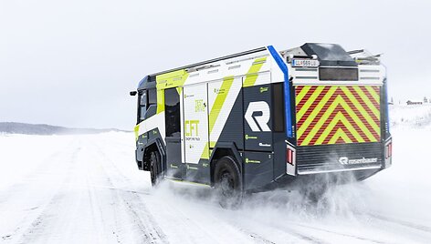 &bdquo;Rosenbauer&ldquo; sukūrė pirmą pasaulyje elektrinį ugniagesių automobilį