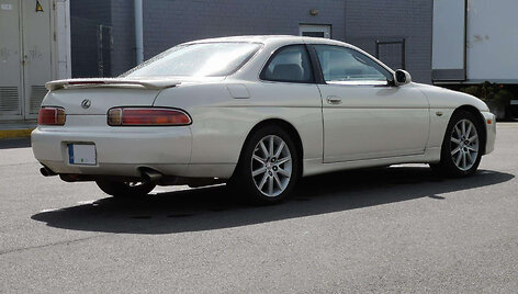 Pirmos kartos &bdquo;Lexus SC&ldquo; &ndash; legendinės &bdquo;Toyota Supra&ldquo; pirmos eilės pusbrolis