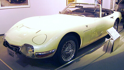 Istorinė &bdquo;Toyota 2000GT&ldquo;