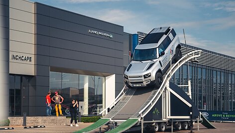 &bdquo;Land Rover&ldquo; bekelės i&scaron;&scaron;ūkis Vilniuje