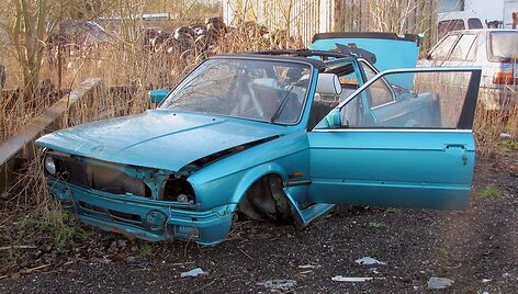 Automobilių atliekos